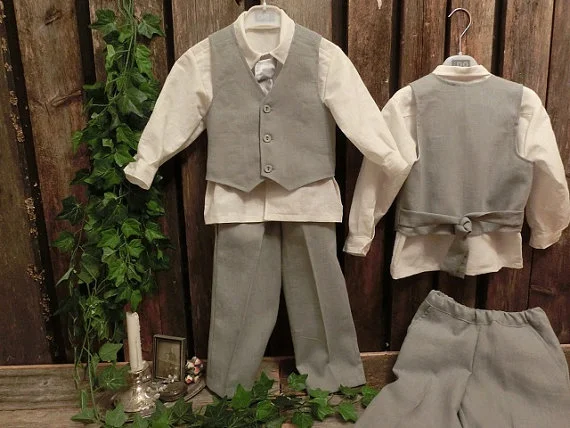 Grey ring deals bearer outfit